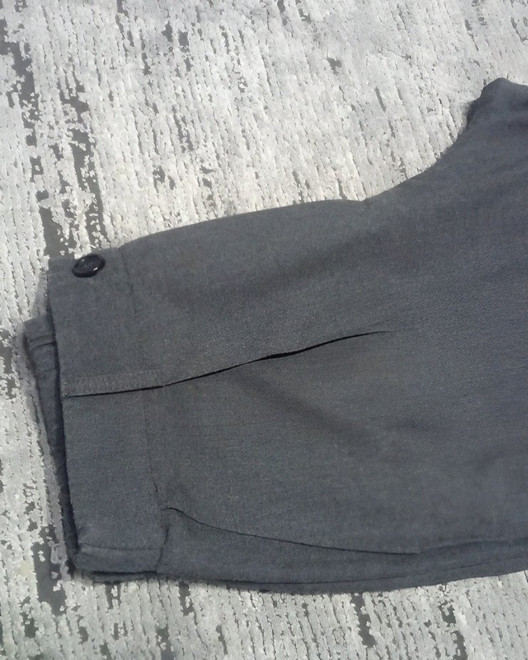 Düğmeli Gri Keten Kadın Şort - Görsel 3