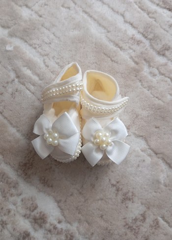 İnci Detaylı Beyaz Kız Çocuk Özel Ayakkabı - Görsel 2