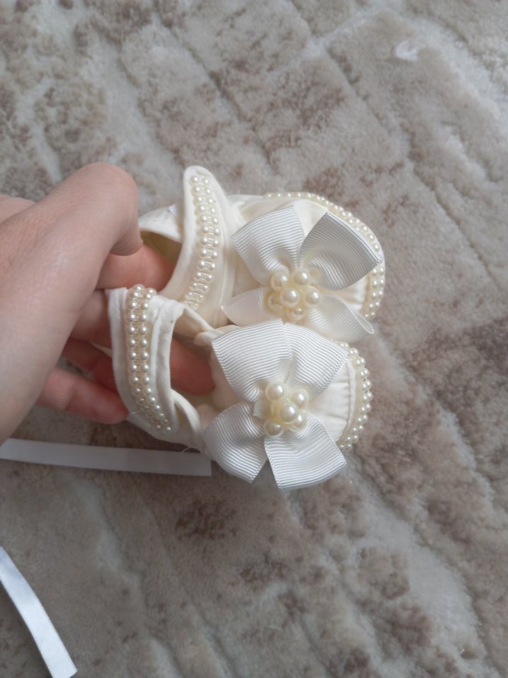 İnci Detaylı Beyaz Kız Çocuk Özel Ayakkabı - Görsel 4