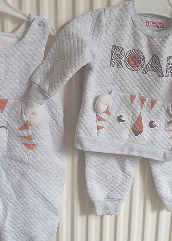 Gri Nakışlı Erkek Bebek Triko Takım3 fiyattır - Görsel 2