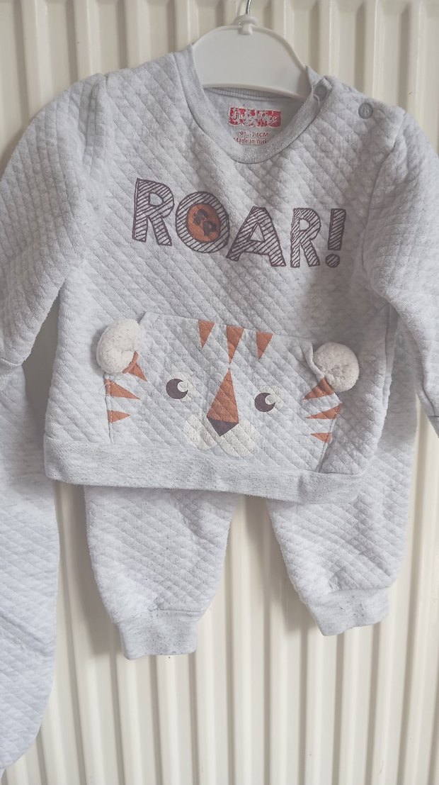 Gri Nakışlı Erkek Bebek Triko Takım3 fiyattır - Görsel 5