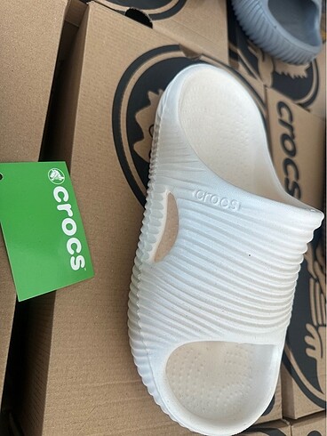 Crocs terlik