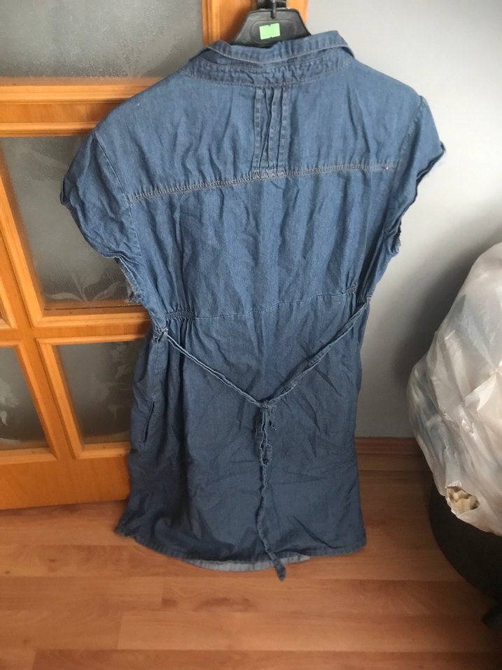 Düğmeli Kısa Kollu Kot Elbise - Görsel 2