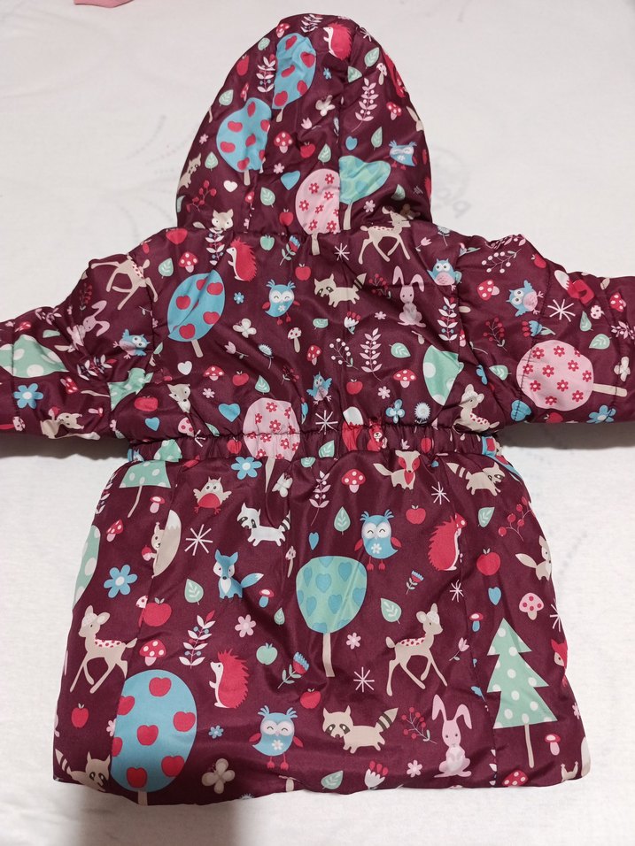 Kız Çocuk Kapüşonlu Renkli Desenli Mont - Görsel 2