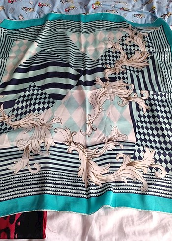 İpek Eşarp - Görsel 2