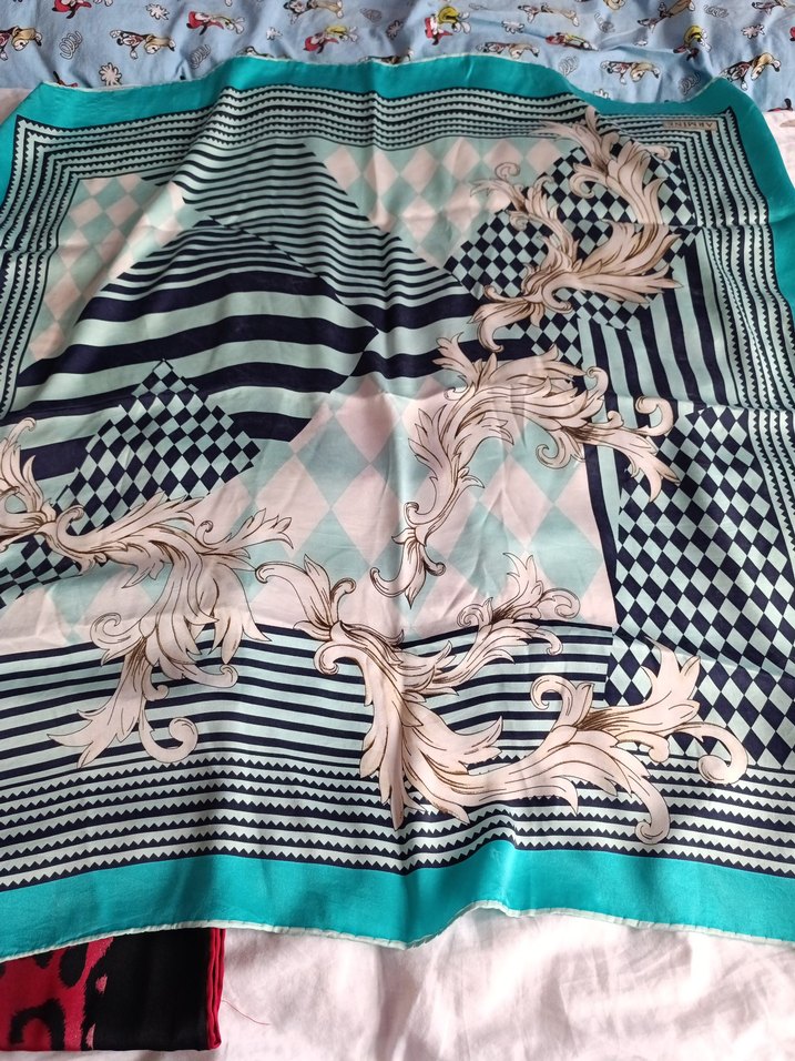 İpek Eşarp - Görsel 2