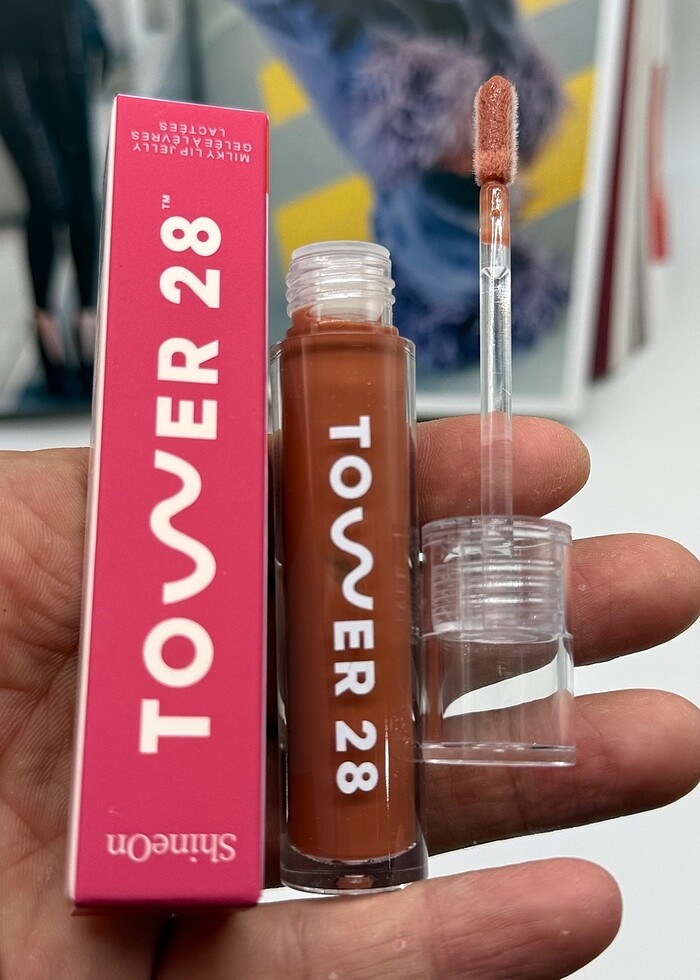 TOWER 28 BEAUTY DUDAK PARLATICI - Görsel 2