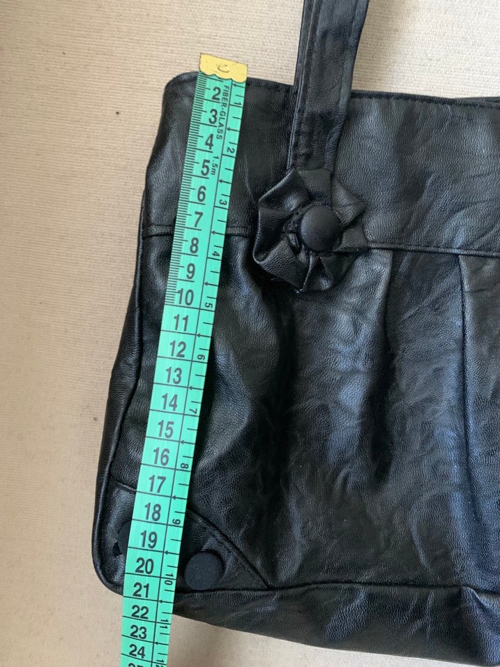 Vintage Siyah Deri Omuz Çantası - Görsel 4