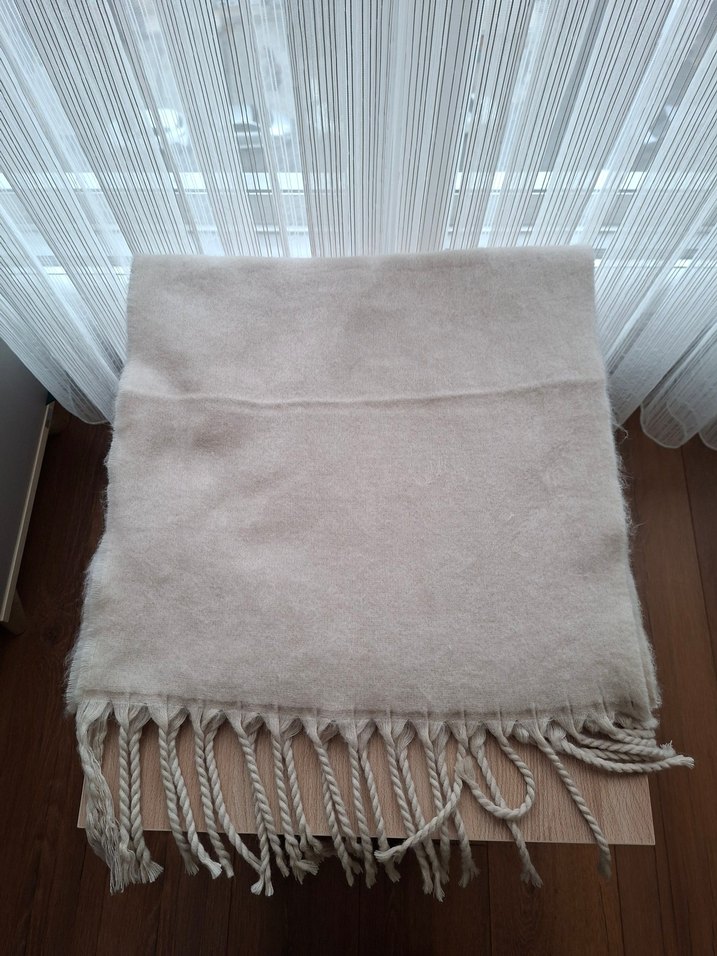 Kadın Atkı - Görsel 4