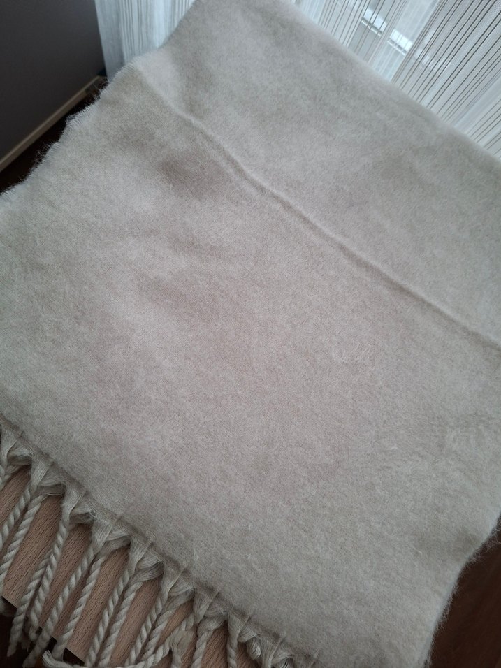 Kadın Atkı - Görsel 3