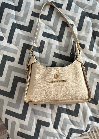Michael Kors Beyaz Deri Kadın Omuz Çantası