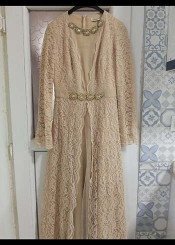 Bej Dantel Uzun Kollu Vintage Nişan Elbisesi