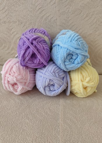 Diğer Kadife İpten Koyu Yeşil Kalp Peluş Oyuncak / Yastık