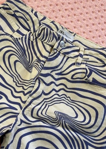 34 Beden ZARA Renkli Batik Desenli Bol Kesim Midi Kot Pantolon