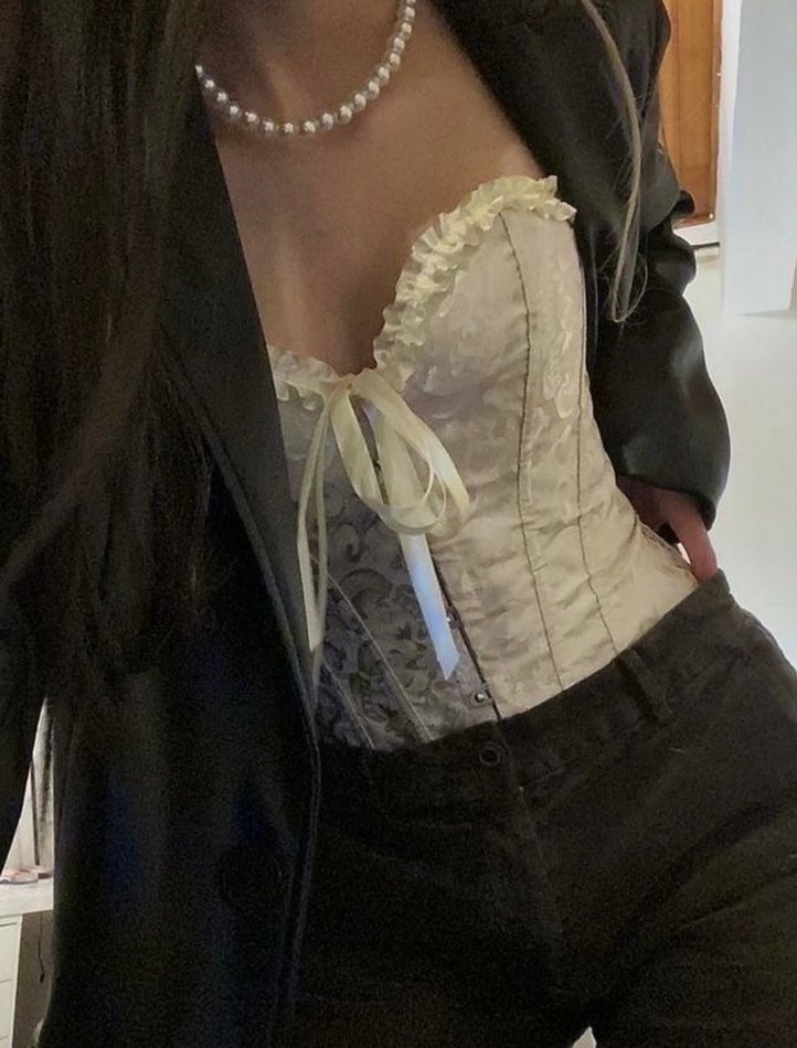 Dantel İşlemeli Beyaz Straplez Büstiyer - Görsel 2