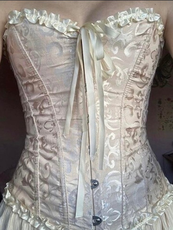 Dantel İşlemeli Beyaz Straplez Büstiyer - Görsel 5