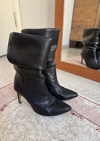 Kadın Siyah Deri Dizüstü Topuklu Çizme - Görsel 2