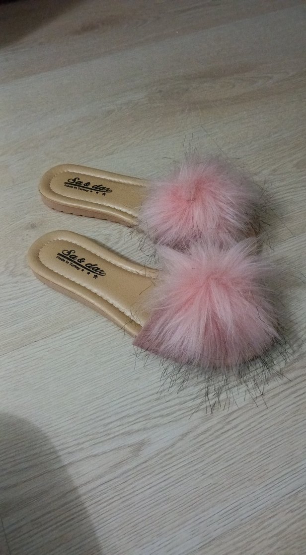 Pembe Tüylü Kadın Terlik - Görsel 3