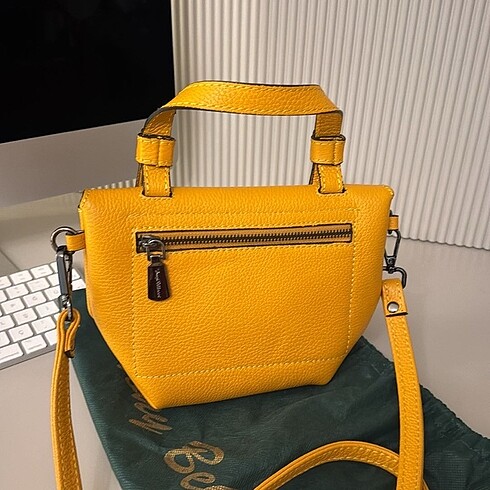 Beden Hotiç Tony Bellucci Crossbody Çanta