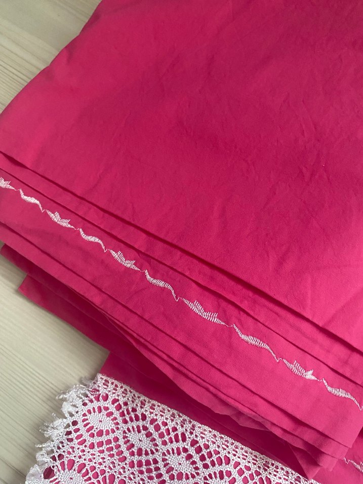 Pembe Nakışlı yatak örtüsü - Görsel 4