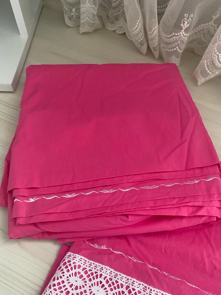 Pembe Nakışlı yatak örtüsü - Görsel 3