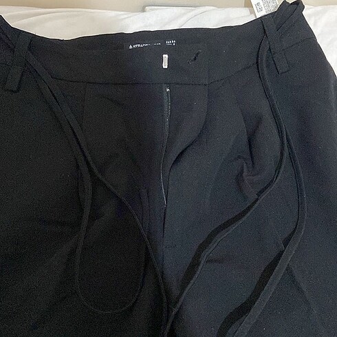 Stradivarius Stradivarius ipli kumaş pantolon