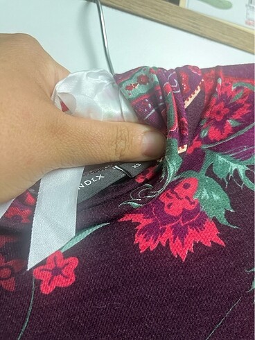 Lindex Elbise penye hiç giyilmedi