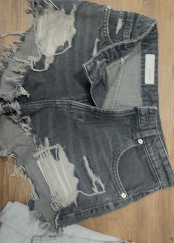 Gri Yırtık Mini zara şortlar