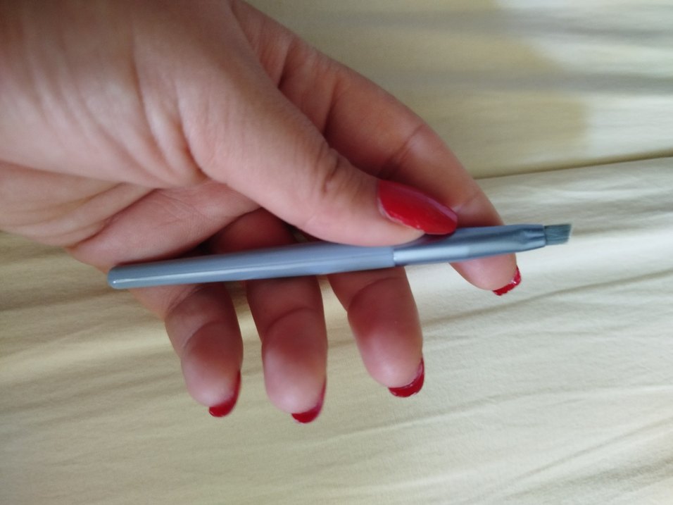 Gri Kıllı Makyaj Fırçası - Görsel 4