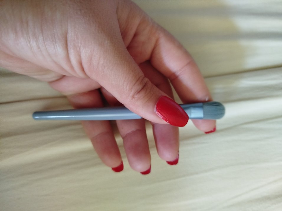 Gri Kıllı Makyaj Fırçası - Görsel 2