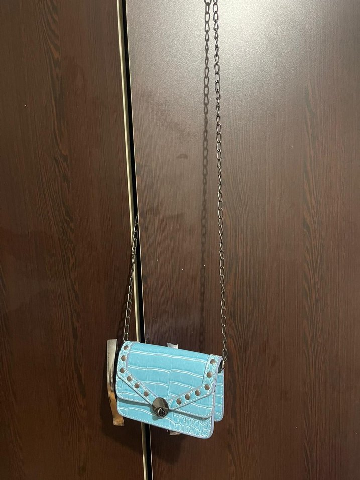 Turkuaz Yılan Derisi Desenli Zincir Detaylı küçük Çanta - Görsel 4