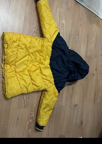 Sarı Erkek Çocuk Kürklü Mont - Görsel 2