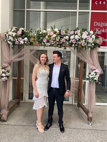 Diğer nikah elbisesi