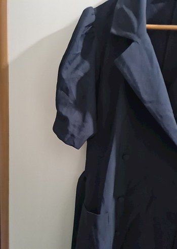 Kemerli Siyah Midi Kadın Kaban - Görsel 3