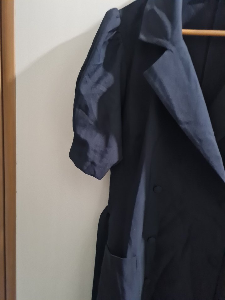 Kemerli Siyah Midi Kadın Kaban - Görsel 3