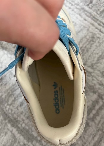 Adidas Mavi Bağcıklı Beyaz Kadın Sneaker