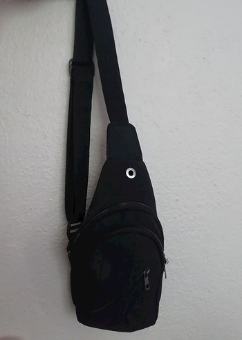 Diger Siyah Kapçraz Çanta