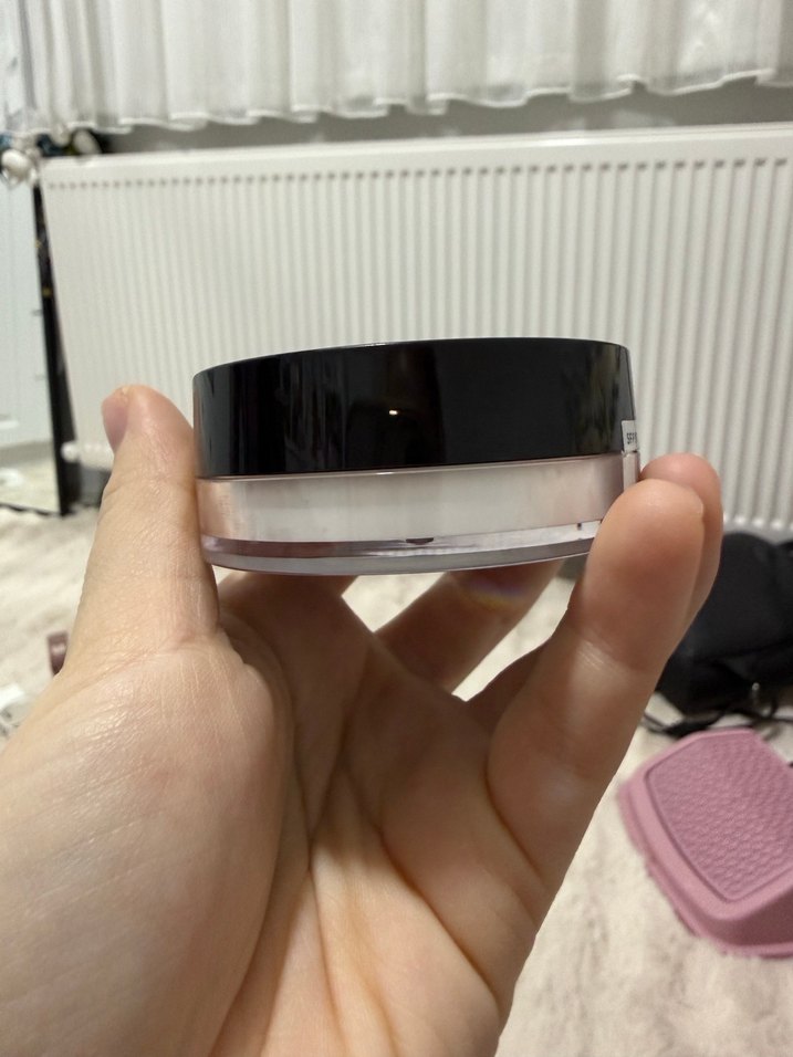 NYX Siyah Parlak Bitirici Pudra - Görsel 2