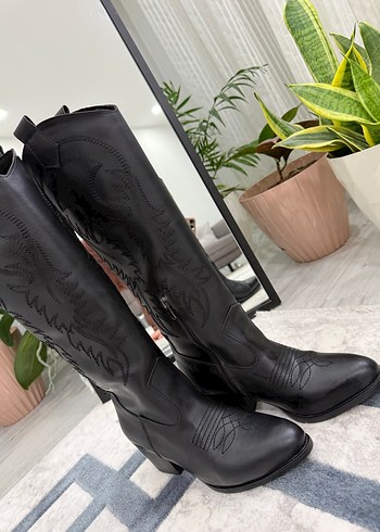Bohem Siyah Deri Nakışlı Dizüstü Çizme - Görsel 5