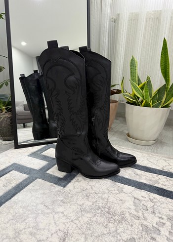 Bohem Siyah Deri Nakışlı Dizüstü Çizme - Görsel 3