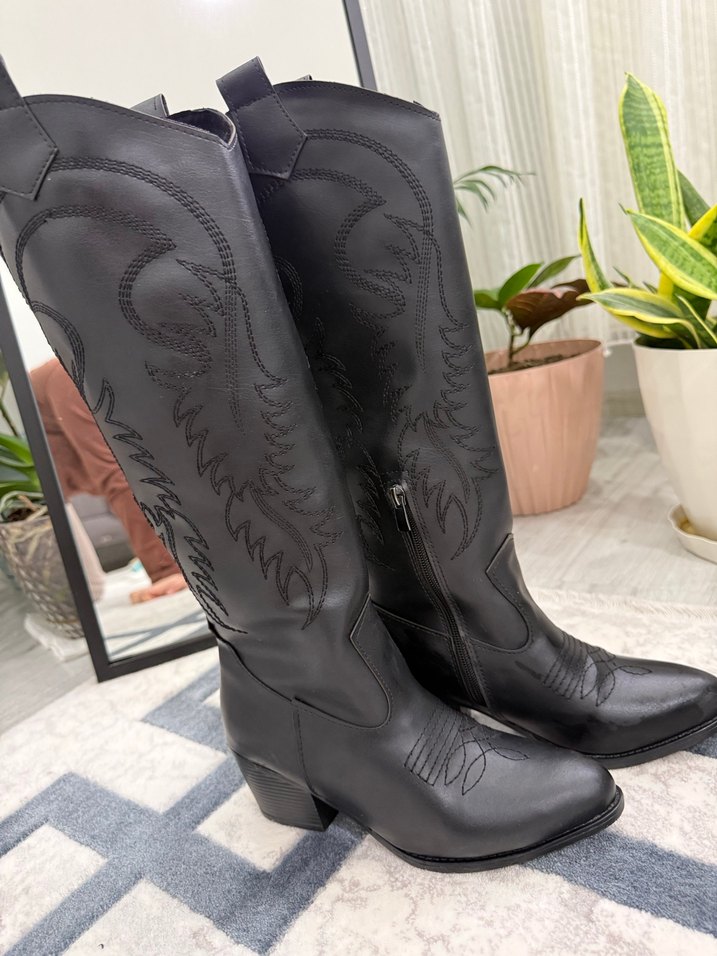 Bohem Siyah Deri Nakışlı Dizüstü Çizme - Görsel 4