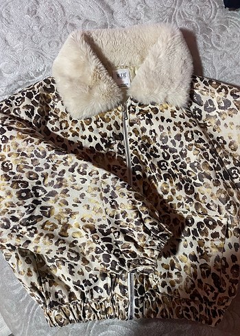 Diğer Leopar Desenli Suni Kürk Detaylı Kadın Ceket