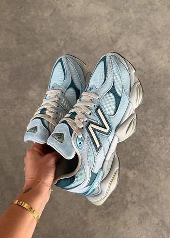 New Balance 9060