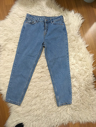 Bershka Mukemmel mom jean