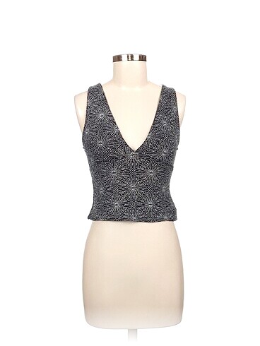 H&M Bluz %70 İndirimli.
