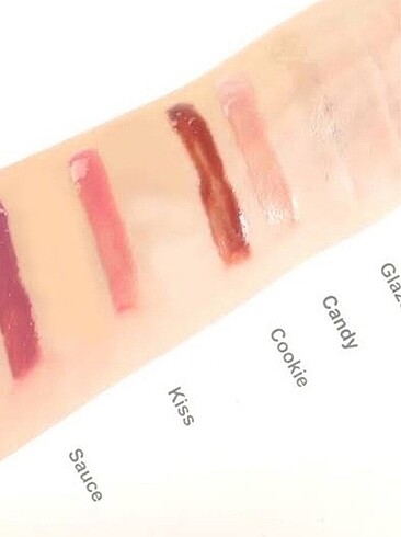 Beden Revolution gloss bomb dolgunlaştırıcı gloss
