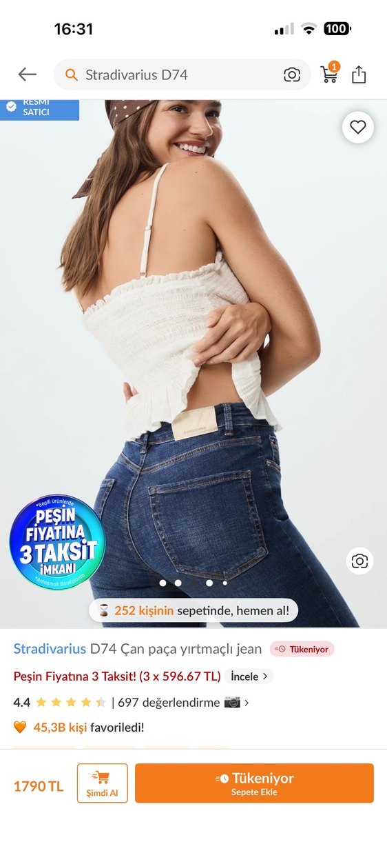 Stradivarius D74 Koyu Mavi Yırtmaçlı Jean — görsel 3/7