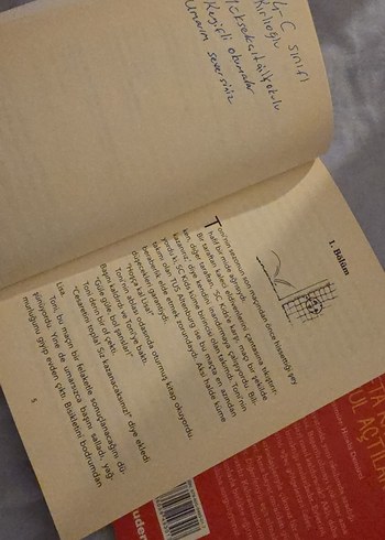 Süper Futbolcular ve Sınıfta Kalanlar Kitapları - Görsel 4