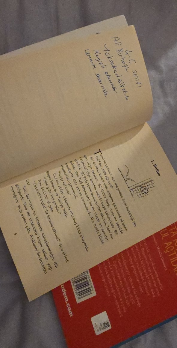 Süper Futbolcular ve Sınıfta Kalanlar Kitapları - Görsel 4