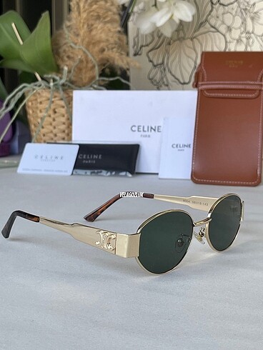 Celine gözlük orijinal kutusu ile